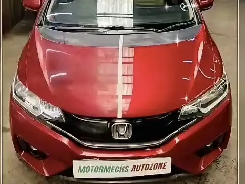 Honda Jazz: rubbing & polishing